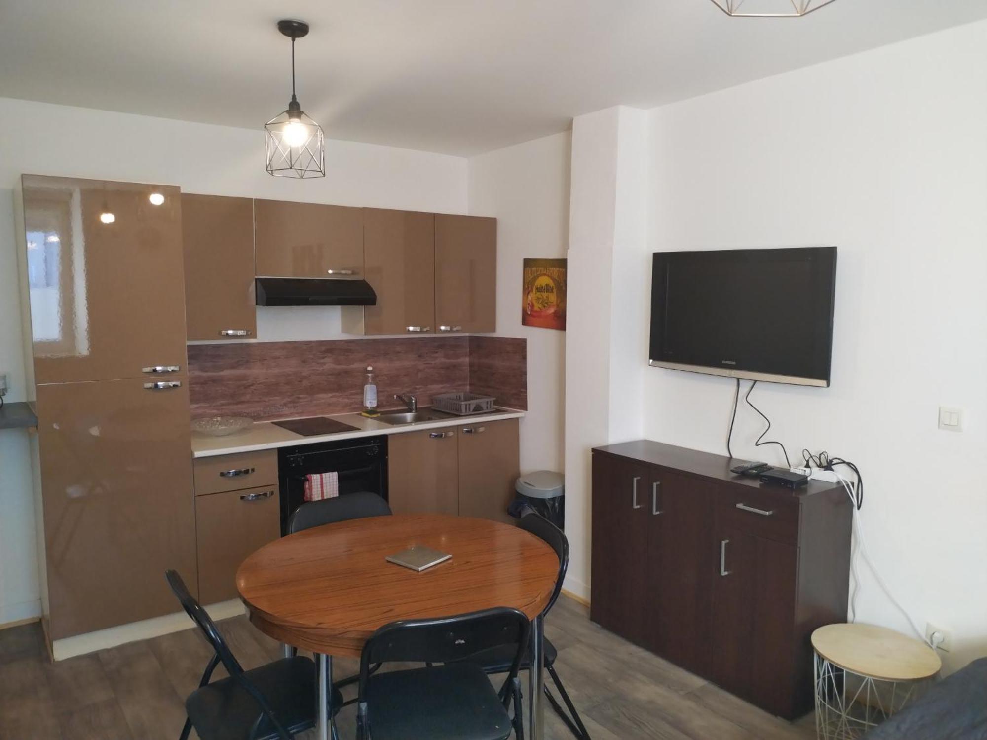 Studio Proche De La Gare Et Du Centre Ville Châlons-en-Champagne Esterno foto