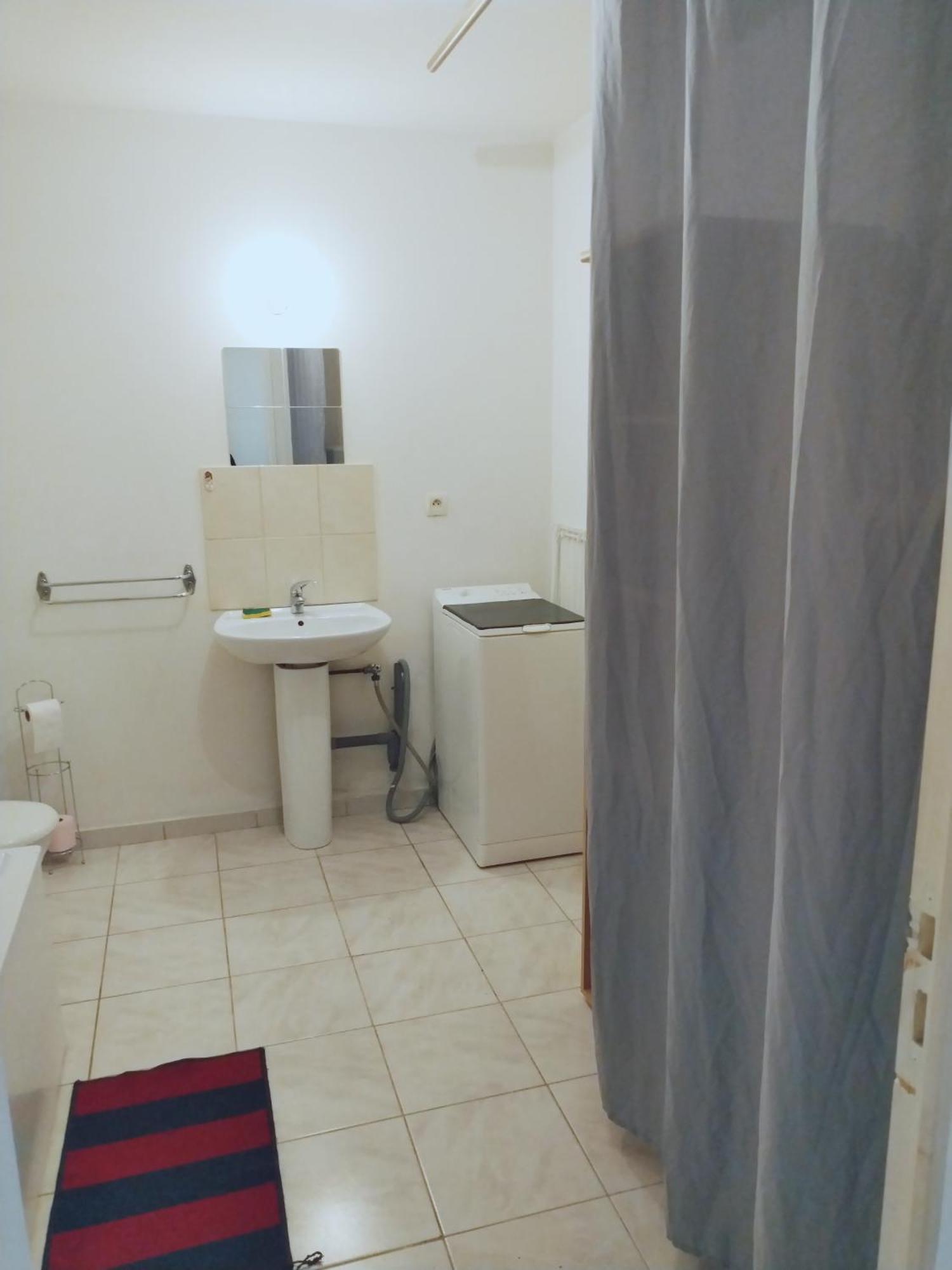 Studio Proche De La Gare Et Du Centre Ville Châlons-en-Champagne Esterno foto