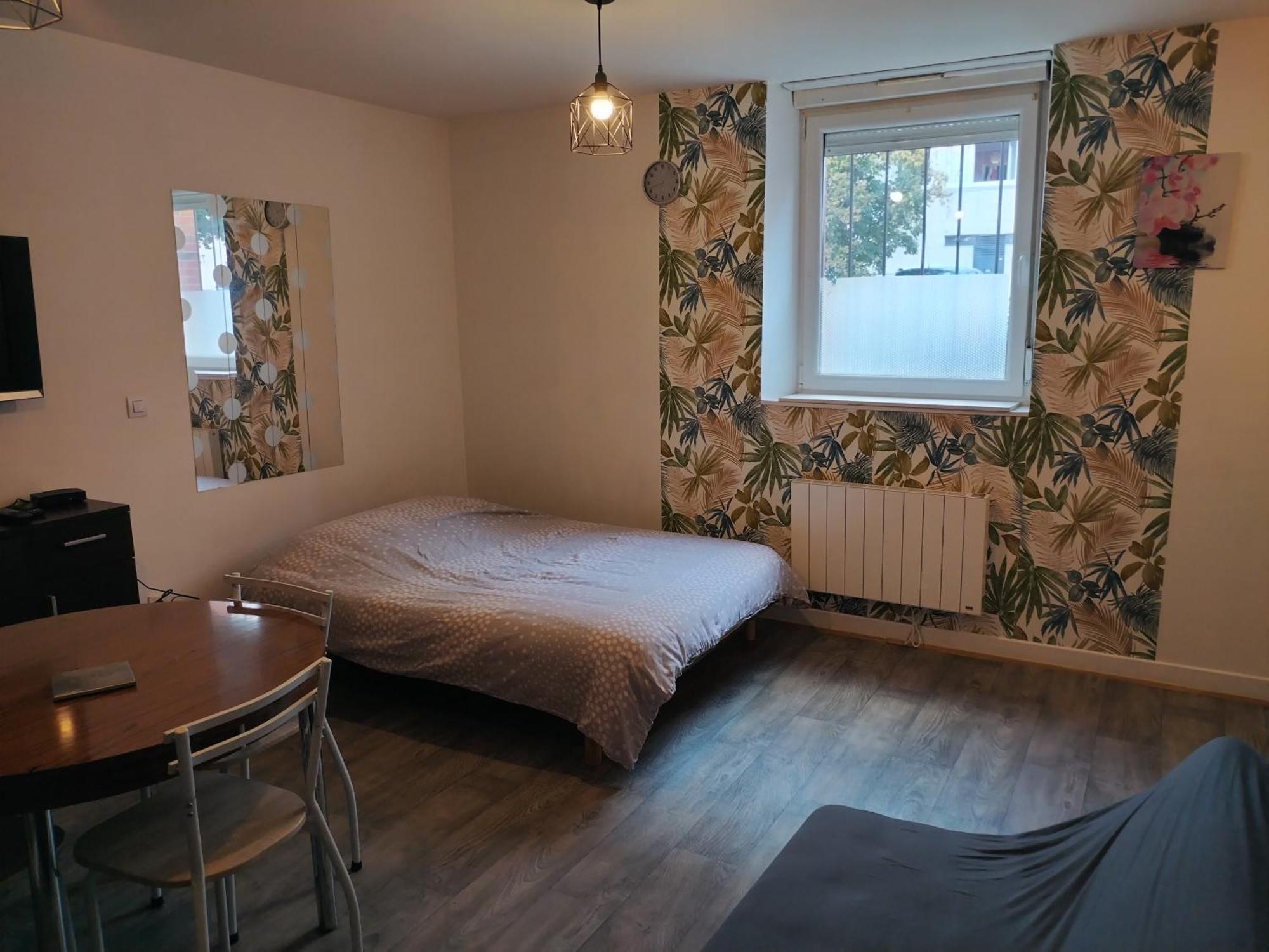 Studio Proche De La Gare Et Du Centre Ville Châlons-en-Champagne Esterno foto