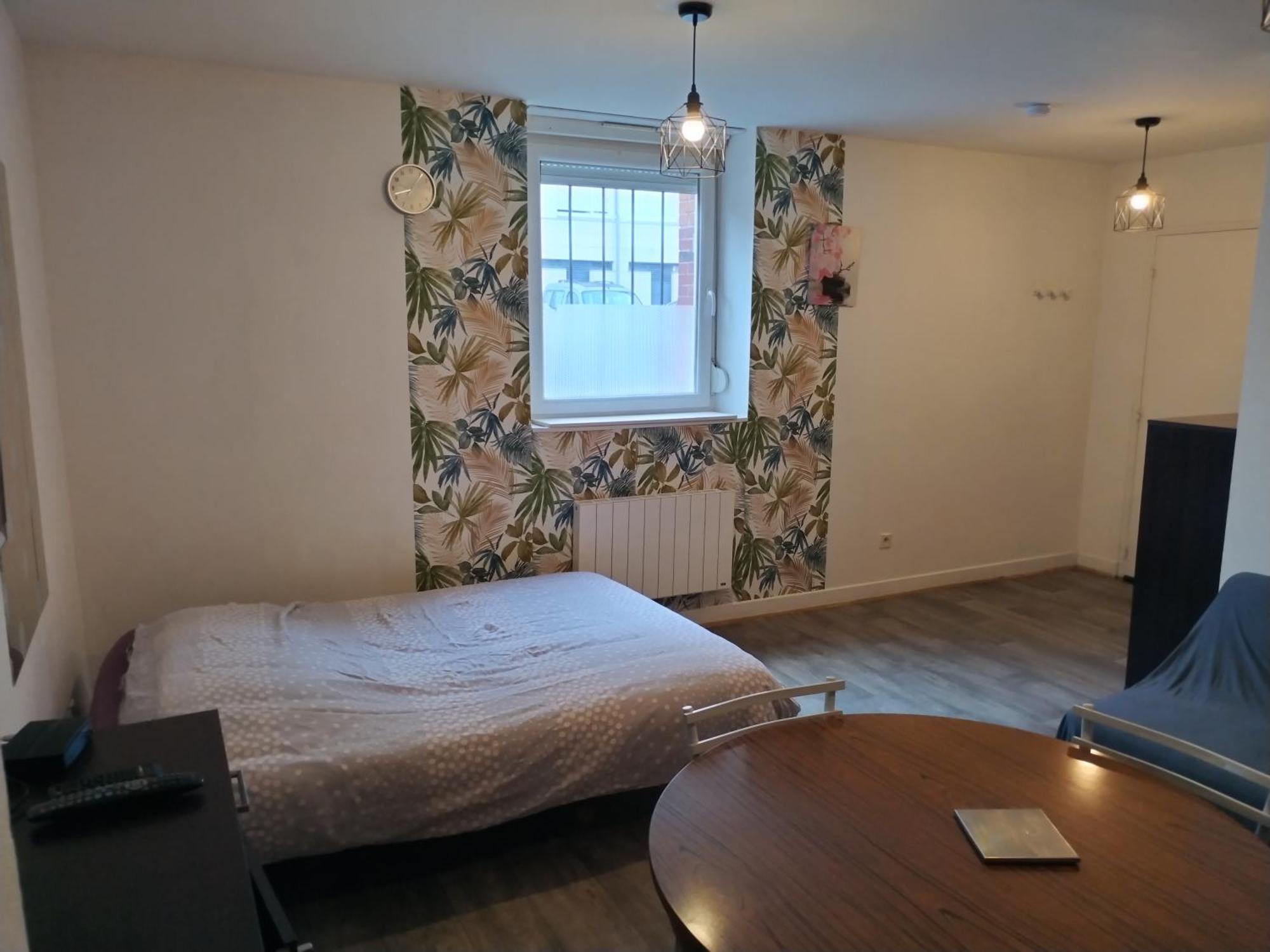 Studio Proche De La Gare Et Du Centre Ville Châlons-en-Champagne Esterno foto